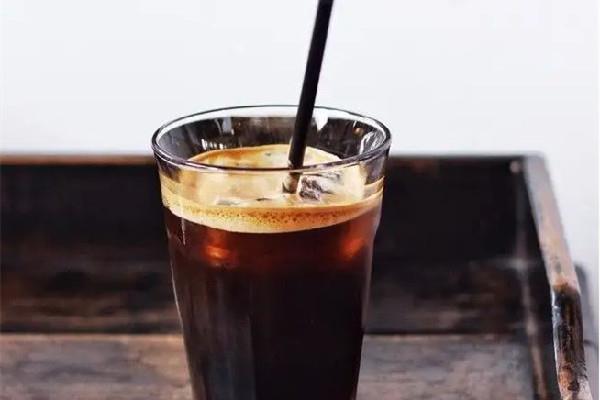 黑咖啡怎么喝才不苦 黑咖啡苦的好还是酸的好