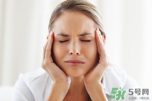 女生说肚子疼怎么安慰?女生说肚子疼怎么回复?