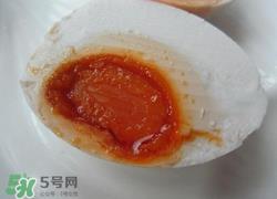 端午节为什么要吃咸鸭蛋？端午节吃咸鸭蛋的传说