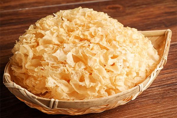 银耳怎么挑选 银耳如何清洗