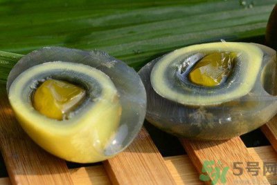 ​皮蛋是酸性还是碱性?皮蛋是碱性食物吗?