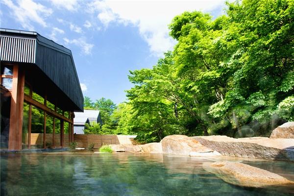 泡温泉可以缓解肌肉酸痛吗 泡温泉泡出汗好吗 泡温泉可以缓解肌肉酸痛吗 泡温泉泡出汗好吗