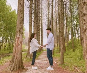 ​大学如何追不认识的女生