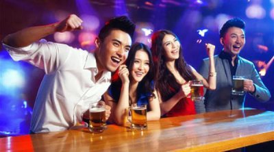 ​如何和女生聊出感情的三个技巧？