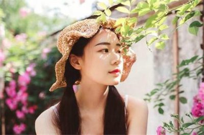 ​和女生聊天有哪些话题和技巧