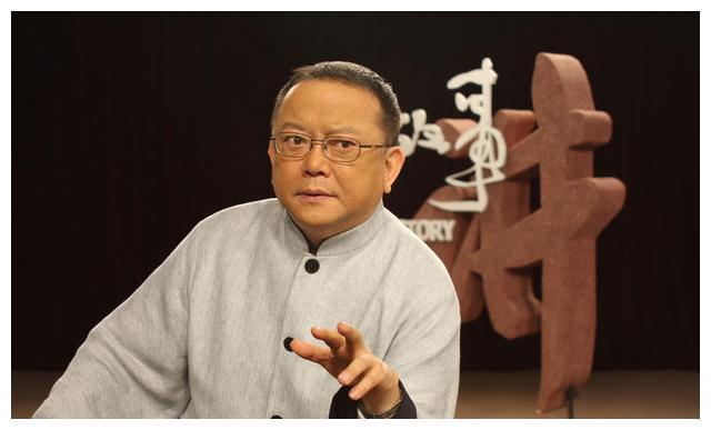 情史丰富的马苏：五任绯闻男友无缝对接，被爆多次劈腿私生活混乱