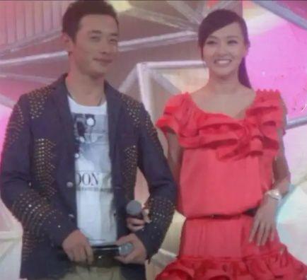 有一种爱情叫罗晋和唐嫣，八年前的照片就发现了罗晋对她的爱意！