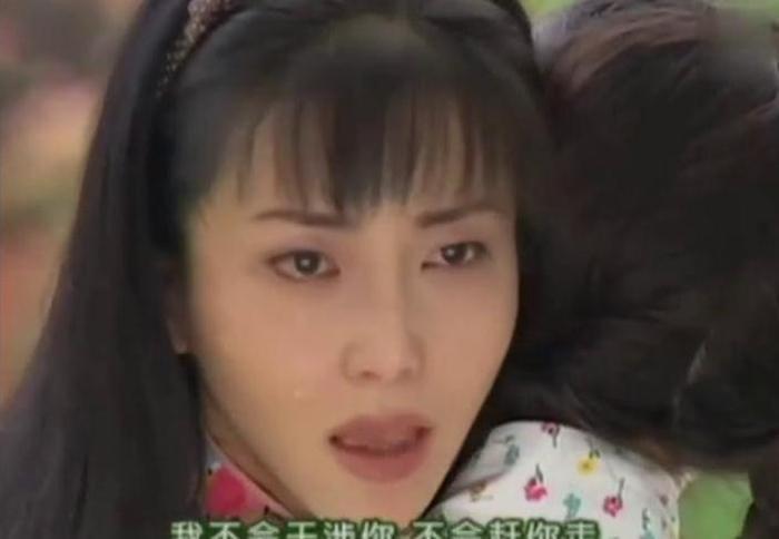 情深深雨蒙蒙：方瑜只是在假装可怜可云而已，其实内心非常讨厌她