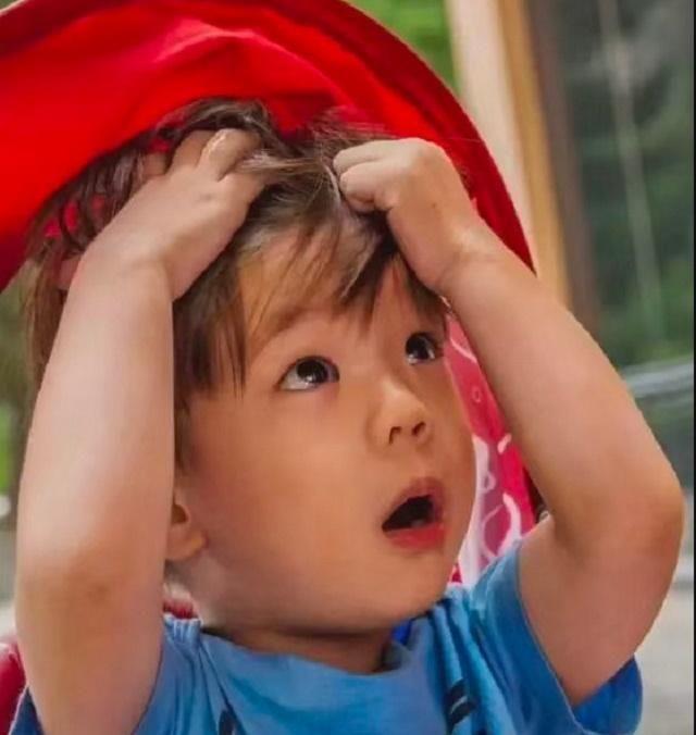 有一种“整容式”长大叫嗯哼,小时候“奶萌”