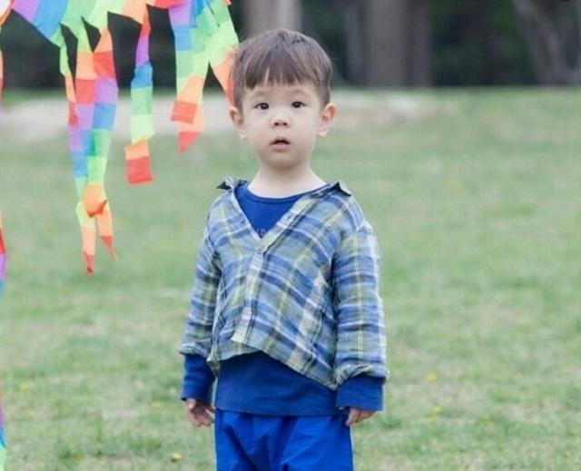 有一种“整容式”长大叫嗯哼,小时候“奶萌”