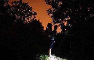 情侣入住酒店,发现针孔摄像头,酒店负责人:80%的酒店都有