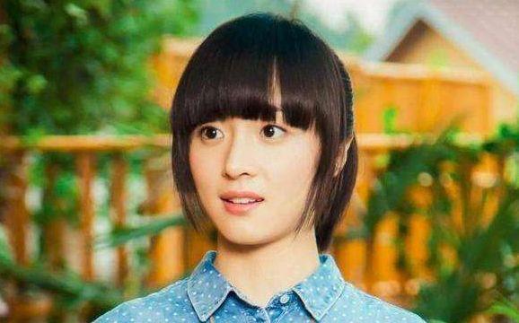 有一种“整容”叫《旋风少女》戚百草,掀起刘海后,美到不敢认