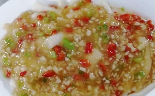 一道非常不错的家常菜，香甜的蒜蓉蒸海鲜菇做法，收藏了