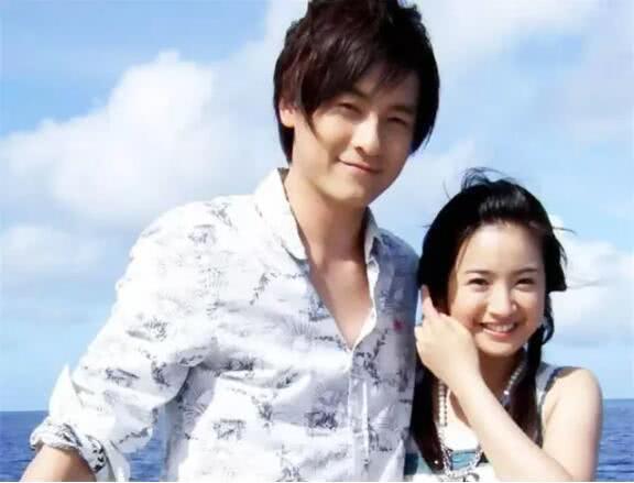 被男朋友这么拎起!娱乐圈最萌身高差情侣!最后一对你一定猜不到