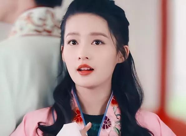 有种“整容”叫李沁穿戏服,水袖舞美到窒息,王一博都忍不住害羞