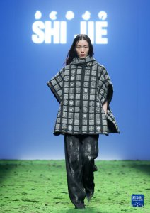 ​“SHIJIE诗简·施杰”时装秀在京举行