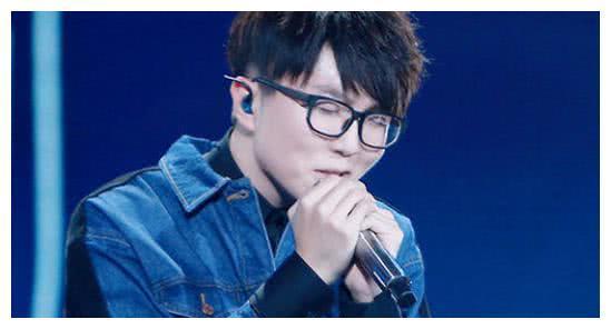 有种“整容”叫毛不易减肥成功,看到如今的身材,堪比韩剧男主!