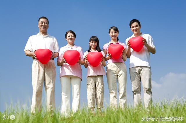 “冰花男孩”故事感动了父母,问问你家孩子:受教育了吗?!