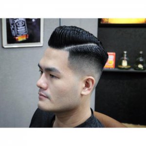 ​男士潮流发型，三面推光的今年很流行