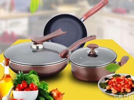 不粘锅煎蛋需要油吗 不粘锅可以炸东西吗