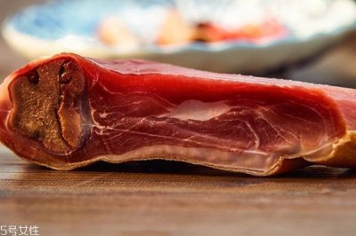 ​火腿怎么炒 方法很简单