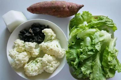 ​水煮菜可以放火锅底料吗 水煮菜减肥用什么蘸料