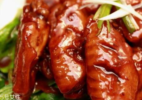 可乐鸡翅为什么粘锅 油温没有掌握好