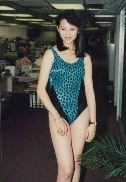 17岁成史上最年轻港姐,30年前绝美旧照惊艳网友:那时没人说我美......