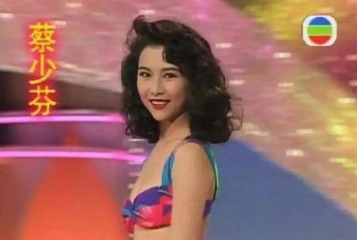17岁成史上最年轻港姐,30年前绝美旧照惊艳网友:那时没人说我美......
