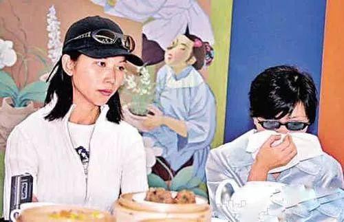 17岁成史上最年轻港姐,30年前绝美旧照惊艳网友:那时没人说我美......