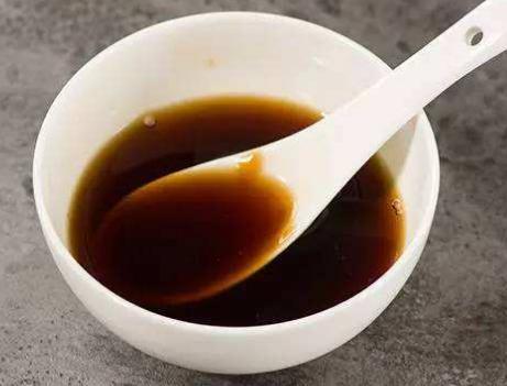 葱油面正宗做法，葱油是关键，浓香四溢鲜香爽滑，连吃一周也不腻