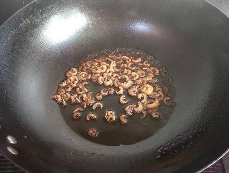 葱油面正宗做法，葱油是关键，浓香四溢鲜香爽滑，连吃一周也不腻