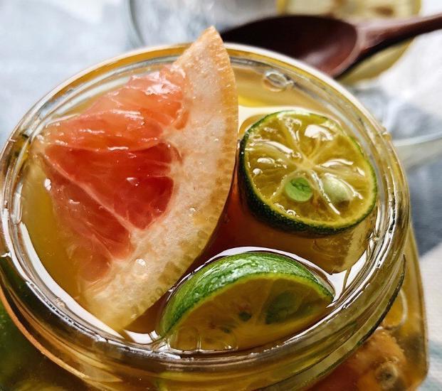 喝一杯网红水果茶12490步都白走了，5款少糖水果茶做法你肯定需要