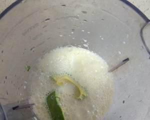 牛油果奶昔的做法,经常吃牛油果不仅防晒还能美容护肤