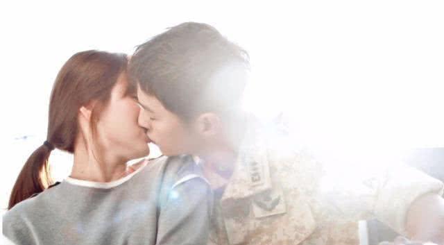 防止男演员拍吻戏起生理反应,李小冉太狠,韩雪做法让人心服口服