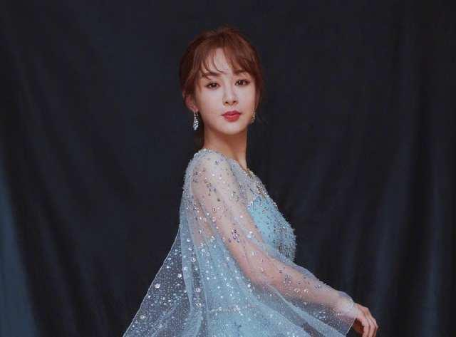 杨紫取关秦俊杰，两人甜蜜动态全部清空，而男方做法却是意料之外