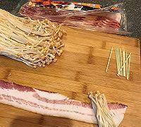 香煎培根金针菇卷的做法