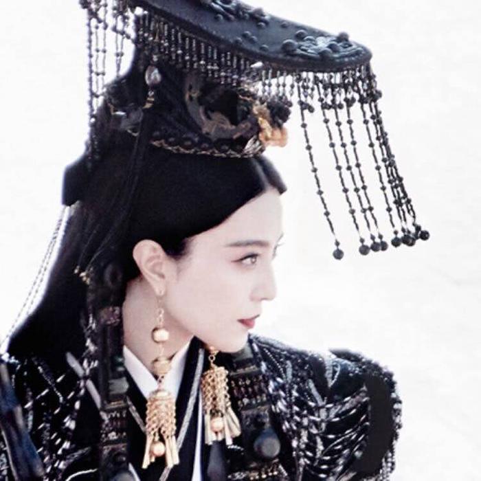 范冰冰出售二手衣服平台头像曝光,细节透露范冰冰被封杀疑有不甘