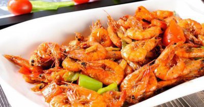 ​喜欢吃大虾的，这道椒盐大虾可别错过了，做法简单，吃着更美味