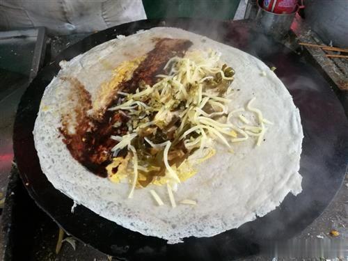 山东正宗杂粮煎饼做法,自己在家也能做美味杂粮煎饼!