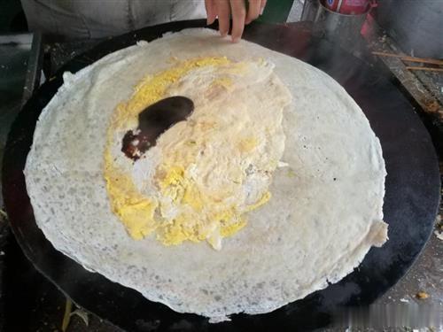 山东正宗杂粮煎饼做法,自己在家也能做美味杂粮煎饼!