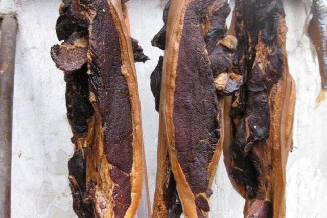 家庭自制腌酱肉,不熏不晒,肥而不腻,咸香入味,做法超简单