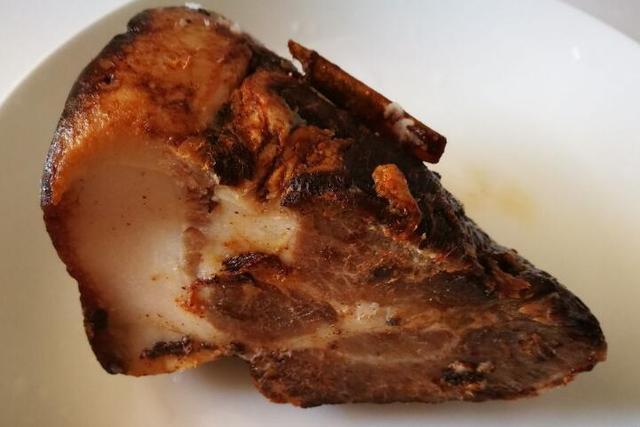 家庭自制腌酱肉,不熏不晒,肥而不腻,咸香入味,做法超简单