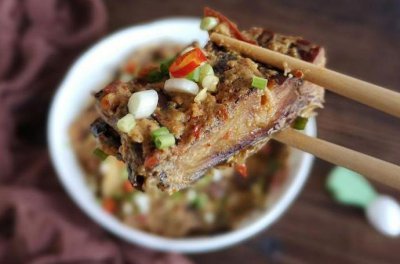 ​蒸腊鱼怎么做才好吃？不要直接蒸，牢记正确做法，好吃不腻
