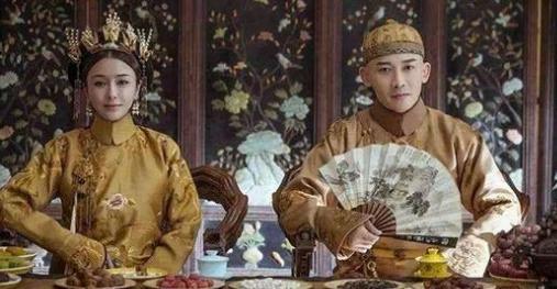 乌拉那拉氏作为乾隆的皇后,乾隆在她死后为何是以贵妃之礼下葬?