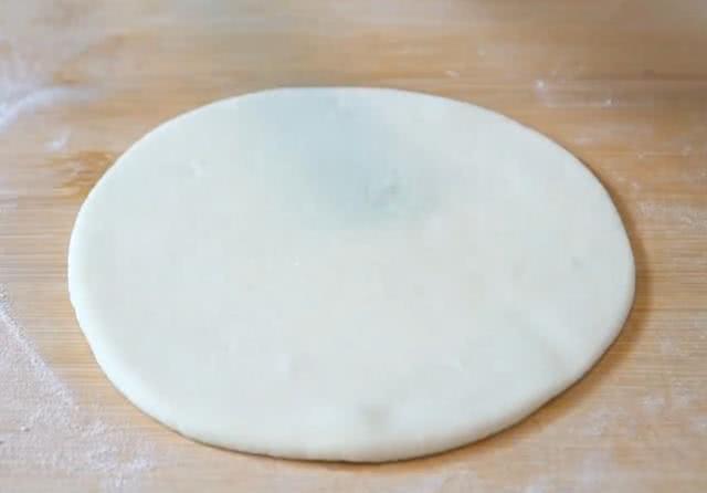 鸡蛋灌饼最简单的做法,掌握这些小技巧,个个鼓大泡,比买的好吃