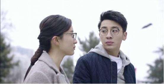 北电院长离婚娶93年学生还公费捧妻？翟天临的衍生瓜比正剧还精彩