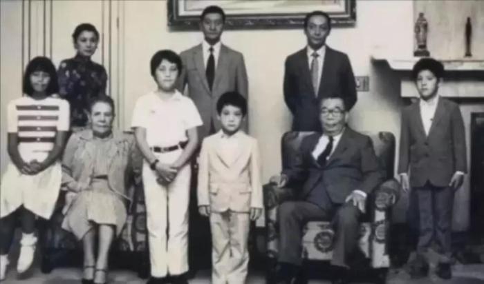 蒋家最帅曾孙：我不是“蒋家第四代”，我是蒋友柏