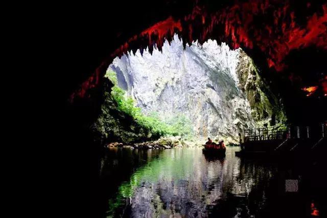 脚尖下的刺激!广东省内这10座玻璃栈道,你敢去挑战吗?