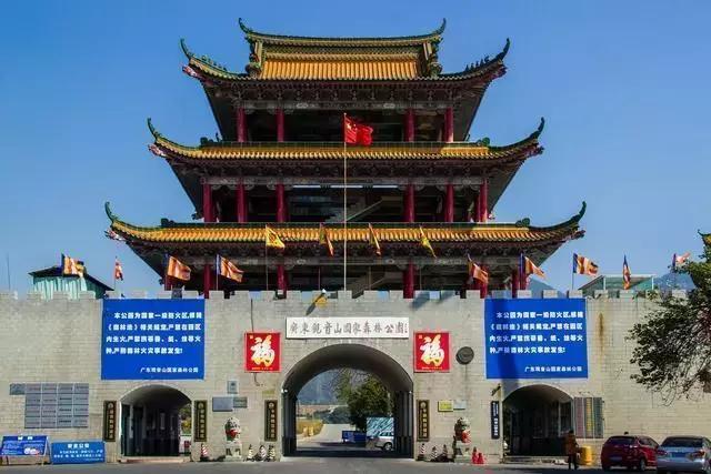 脚尖下的刺激!广东省内这10座玻璃栈道,你敢去挑战吗?